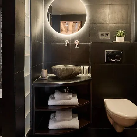 Un 1-ch/1-sdb Confortable- Place Des Vosges *